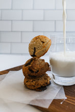 Load image into Gallery viewer, Vegan Chocolate Chip Cookies
